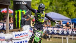 Loretta Lynns 2024 Day 4 - Drew Davies arms wide - MX Sports.jpg